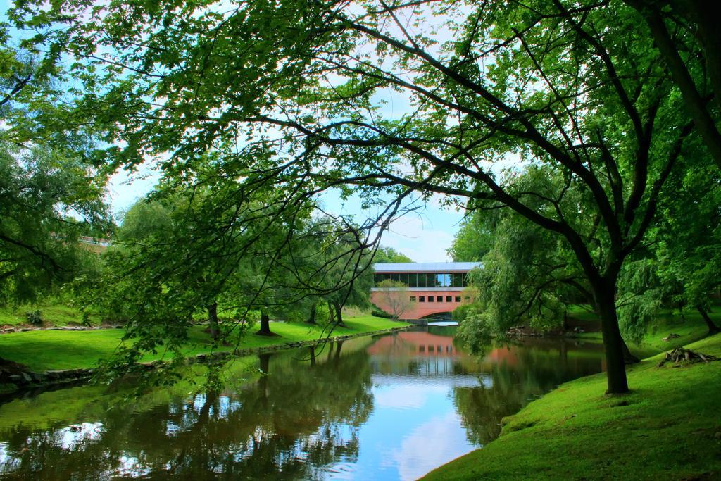 ホテル Palisades Premier Conference Center エクステリア 写真