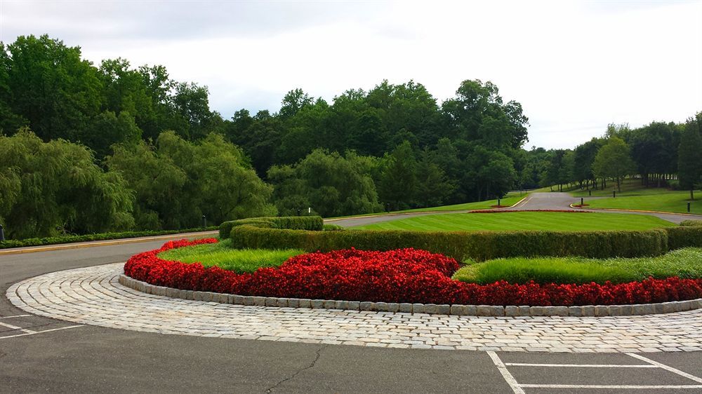 ホテル Palisades Premier Conference Center エクステリア 写真
